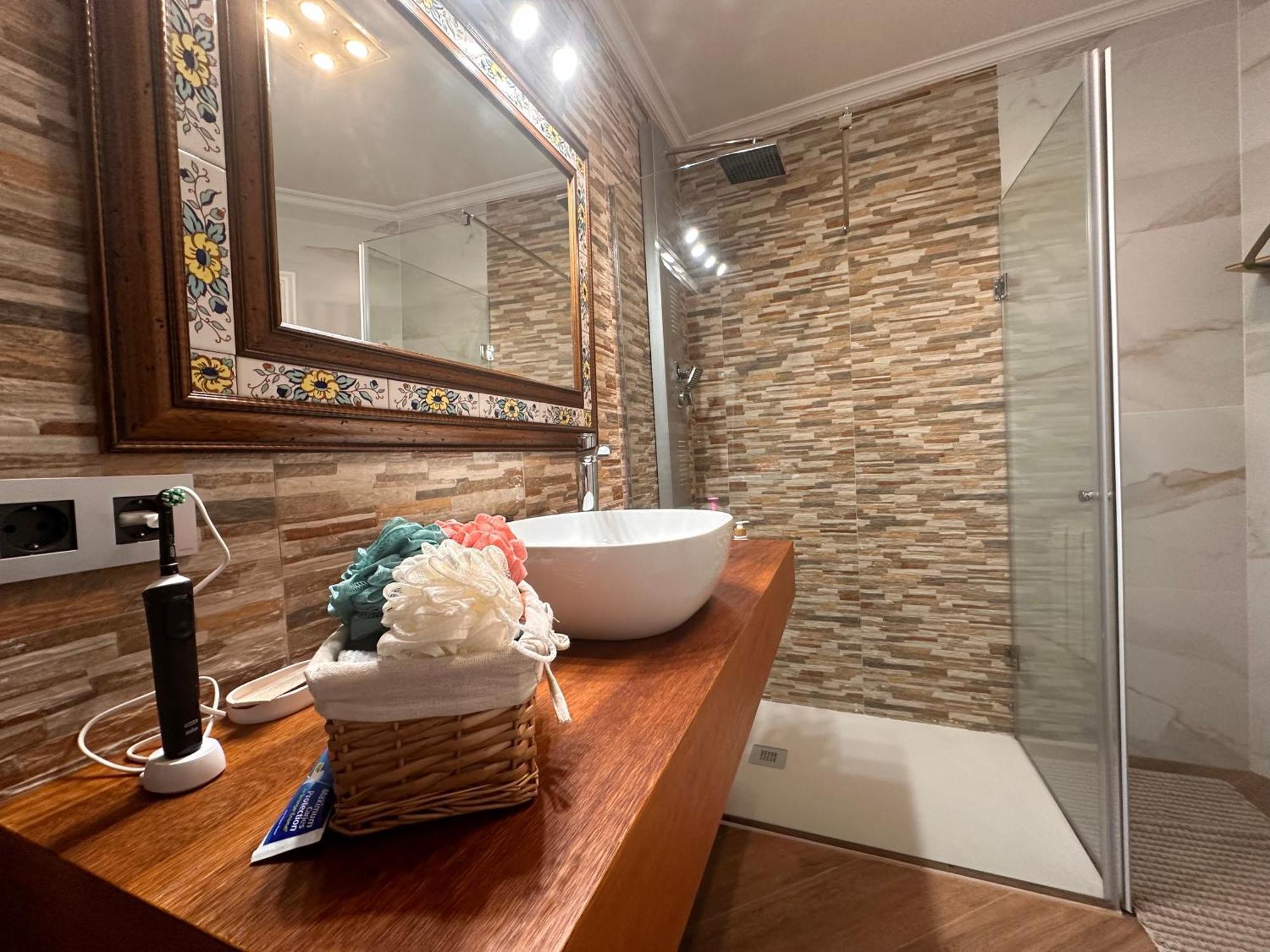 Atico Exclusivo Y Centrico En Peregrina Apartment Pontevedra Luaran gambar